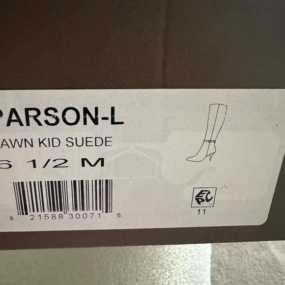 NWT Linea Paola suede boots - Picture 3 of 8